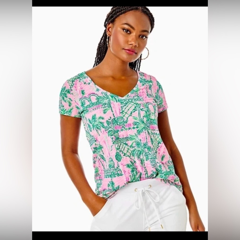 Lilly Pulitzer Size Medium Etta V Neck Top Mandevilla Baby Preppy Resort Wear